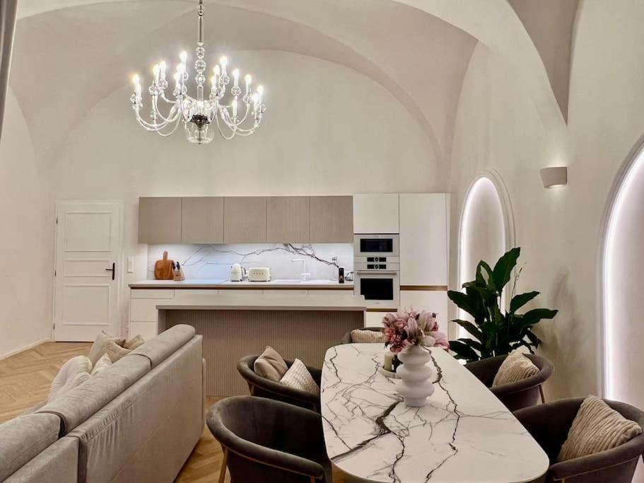 Arch Iv. Apartman Prága Kültér fotó